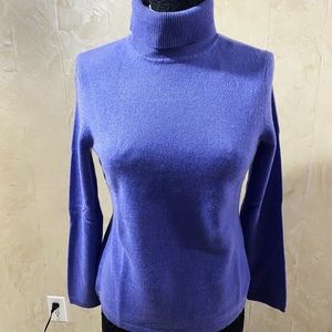 NWT 100% Cashmere Purple Turtleneck Sweater